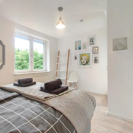 Inikama: Designer Apartment Im Gruenen - Netflix Rosengarten  Zewnętrze zdjęcie