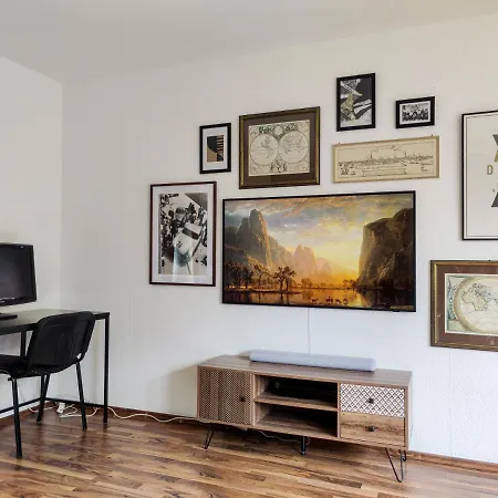 Inikama: Designer Apartment Im Gruenen - Netflix Rosengarten  Zewnętrze zdjęcie